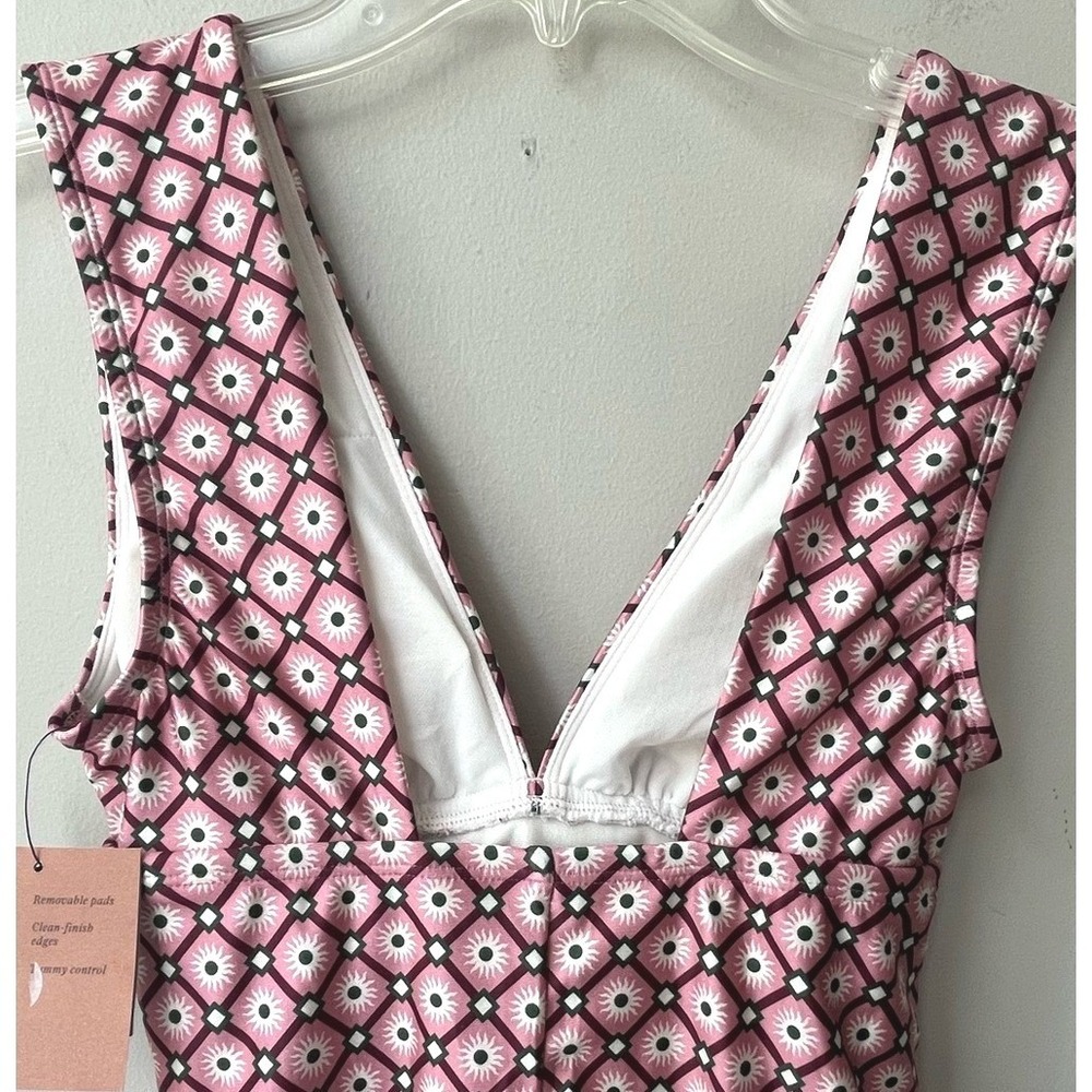 Shade & Shore Geo Print Plunge Full Coverage Tummy Control One Piece Swimsuit XS - Picture 5 of 13